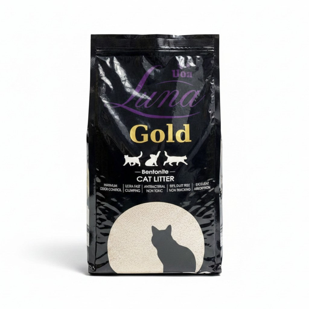 PetFriend Luna Gold lavender scented clumping bentonite cat litter in a 10L black bag