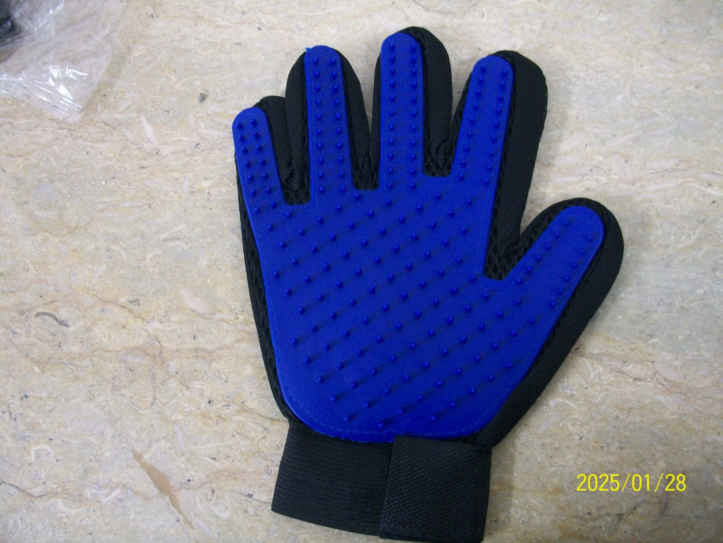 TRUETOUCH de-shedding gloves