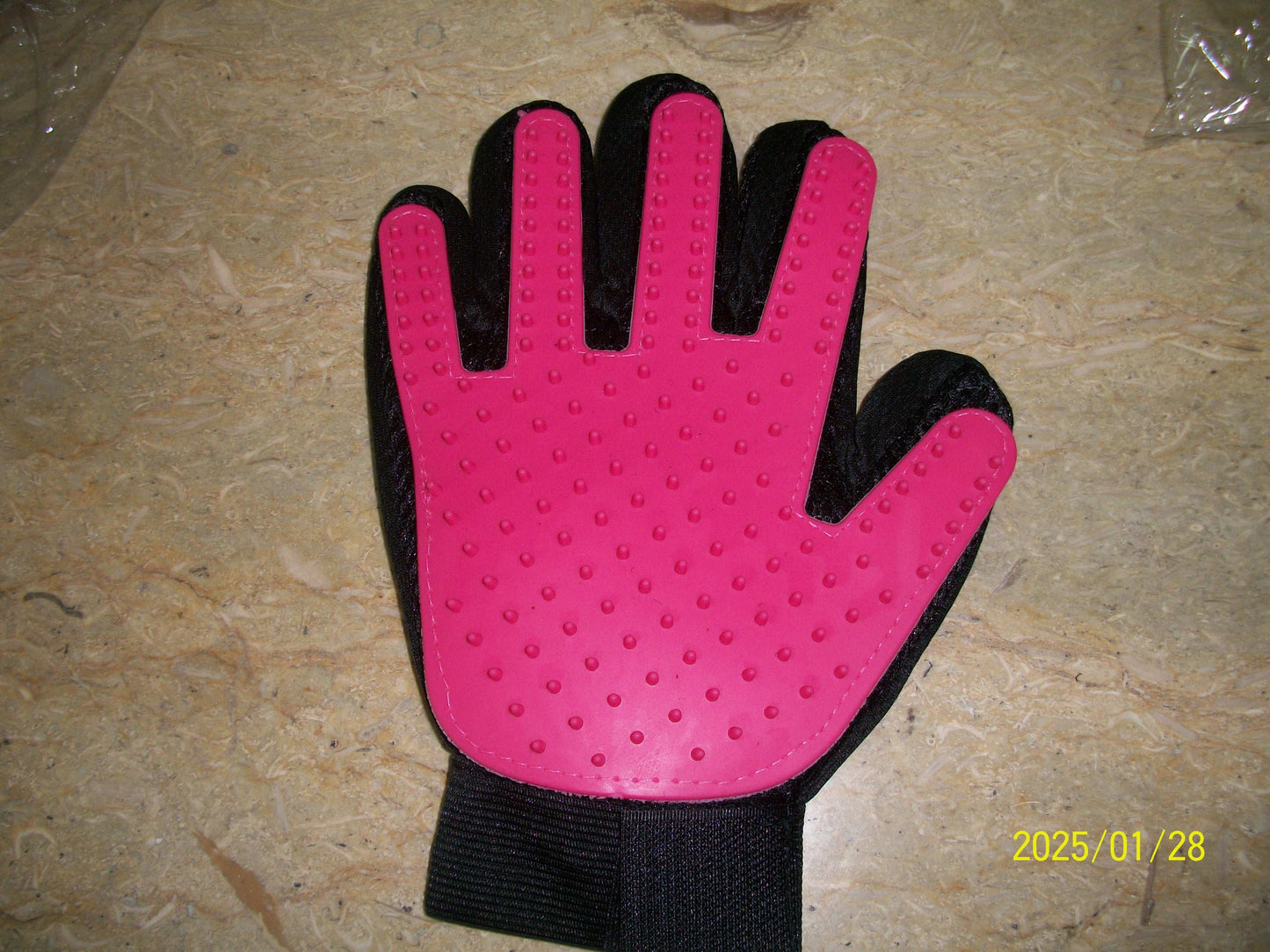 TRUETOUCH de-shedding gloves