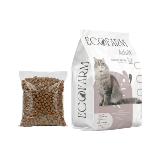 PetFriend EcoFarm adult cat dry food in a 500g bag with a clear pouch of kibble on a white background.