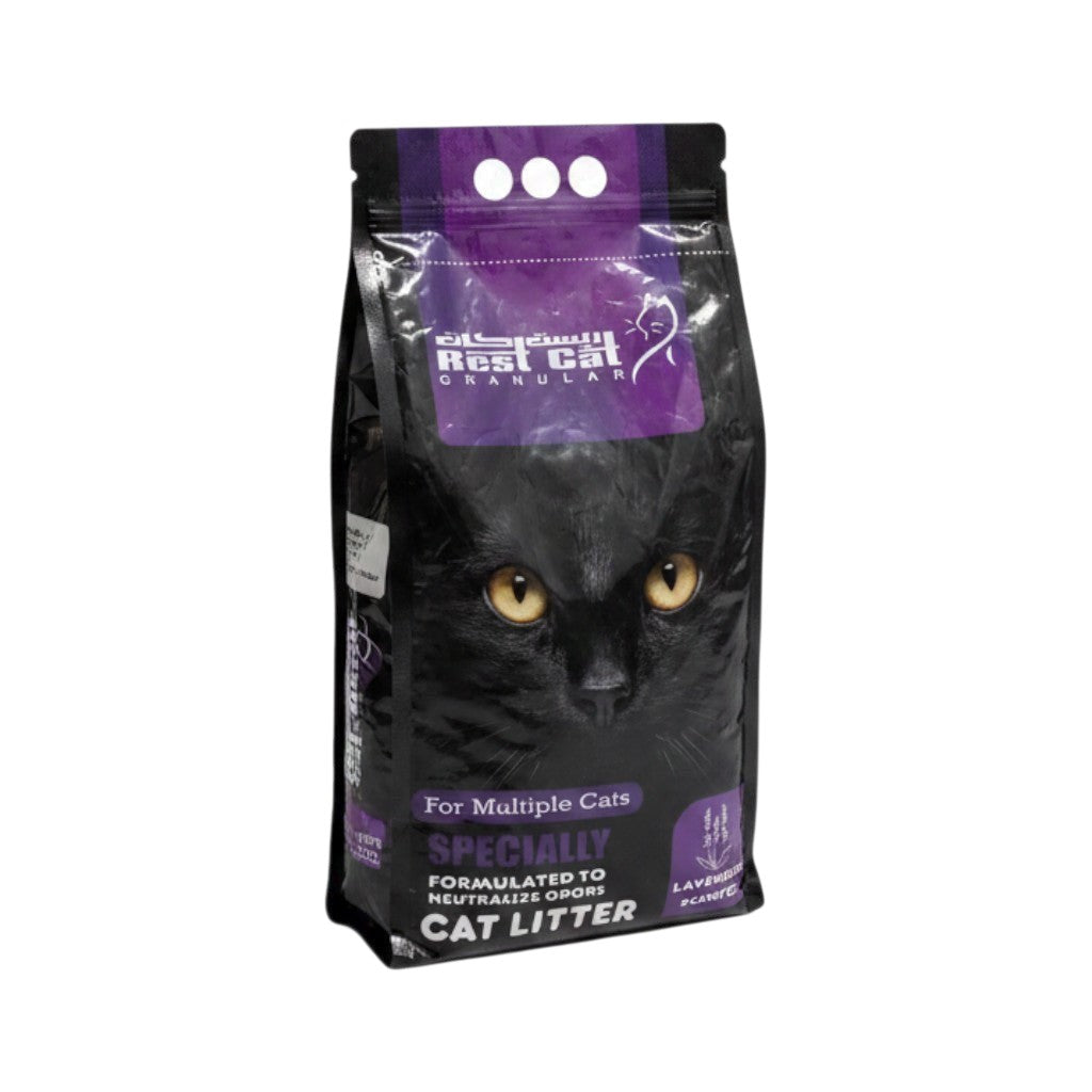 PetFriend Rest Cat lavender scented clumping cat litter in a 5 litre black bag with a cat portrait